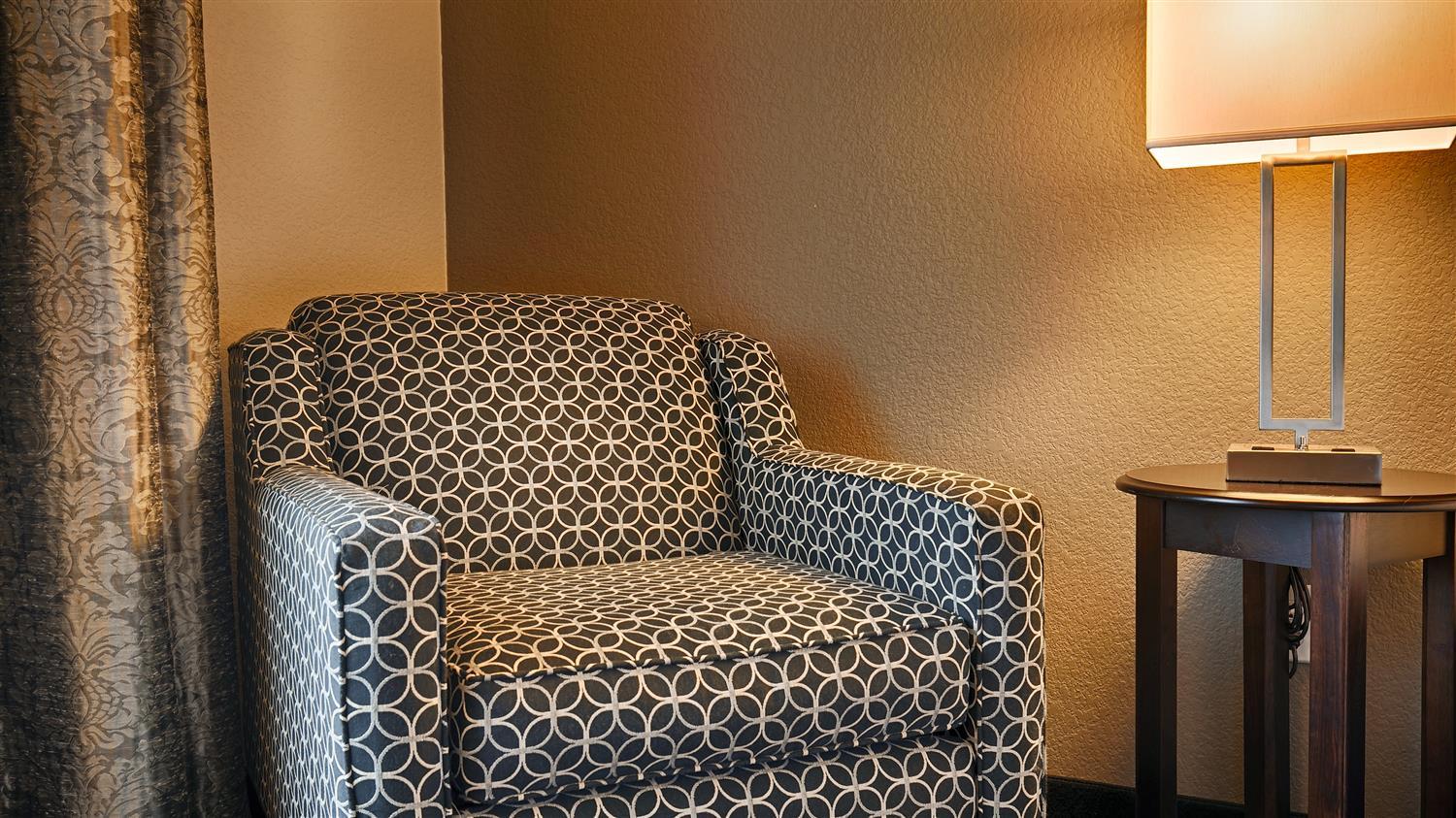 Best Western PLUS Austin Airport Inn&Suites Exterior foto