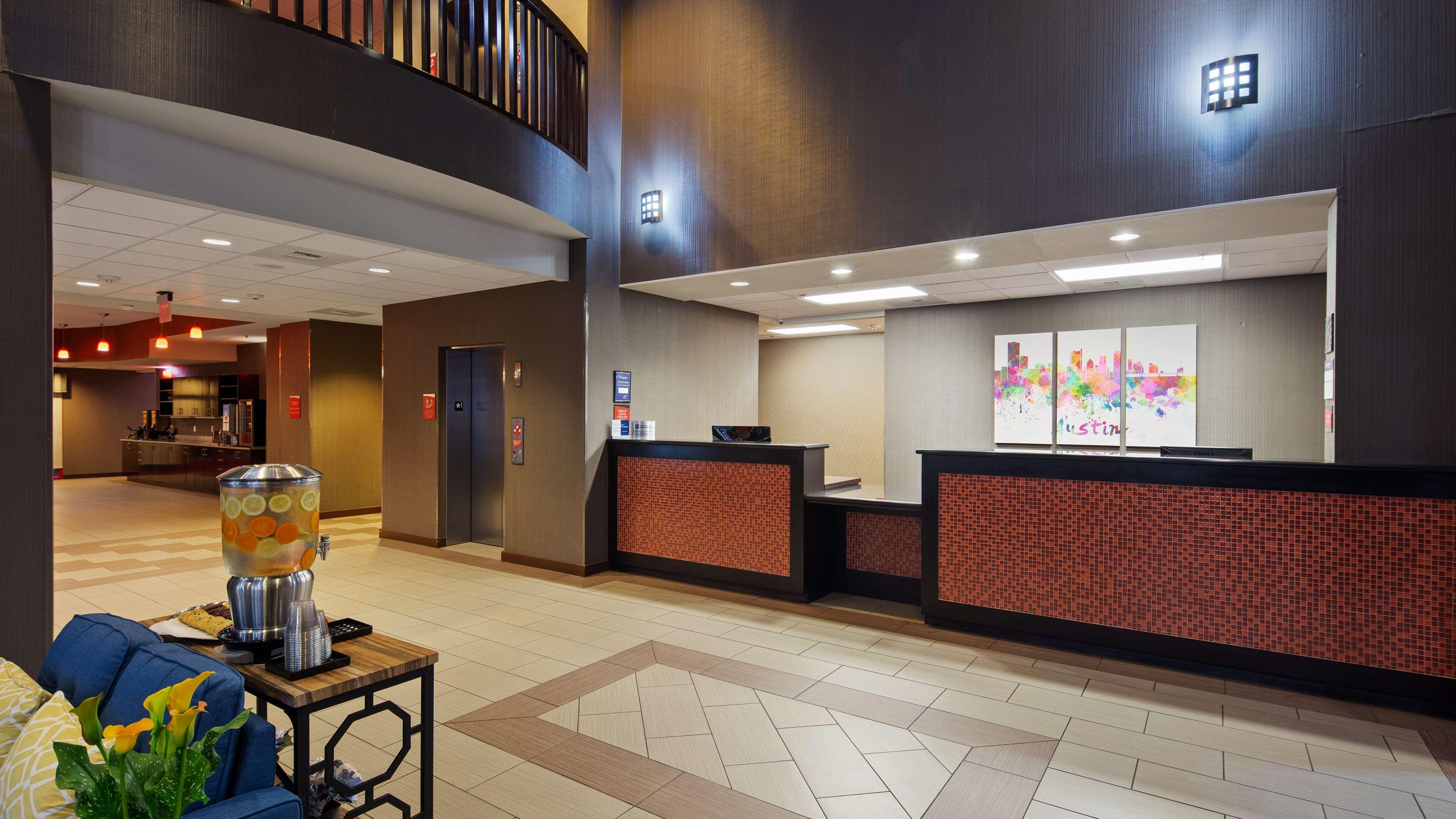 Best Western PLUS Austin Airport Inn&Suites Exterior foto